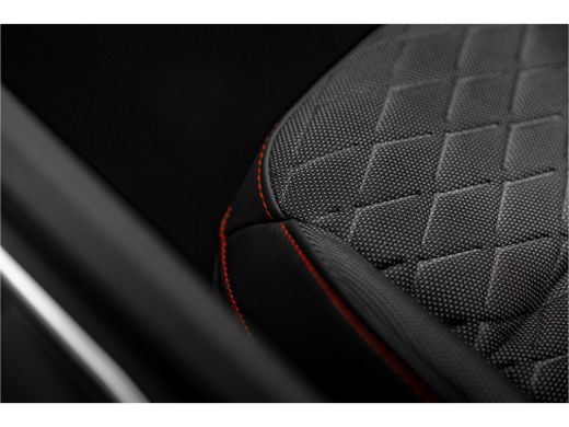 Seat Leon Sportstourer 1.5TSI 204pk e-Hybrid FR PHEV First Edition | 18" | ActivLease financial lease