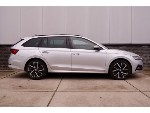 Skoda Octavia Combi 1.4 TSI iV PHEV Business Edition | Pano | Navi | LED | Camera | Carplay ActivLease financial lease