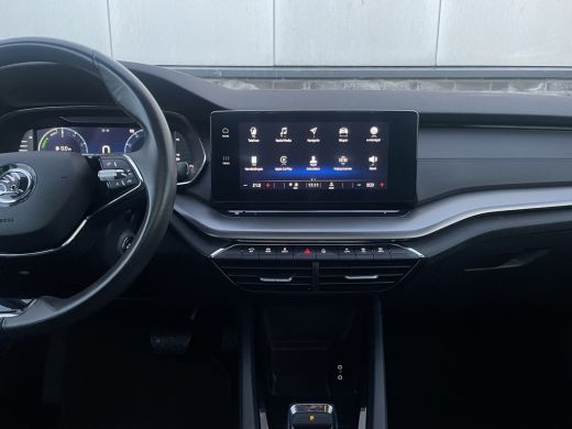 Skoda Octavia Combi 1.4 TSI iV PHEV Business Edition | Pano | Navi | LED | Camera | Carplay ActivLease financial lease