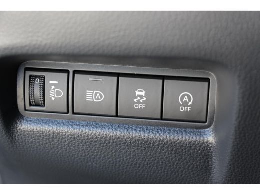 Toyota Aygo X 1.0 VVT-i S-CVT Play Toyota Aygo X 1.0 VVT-i S-CVT play **AUTOMAAT/ NIEUWE AUTO** ActivLease financial lease