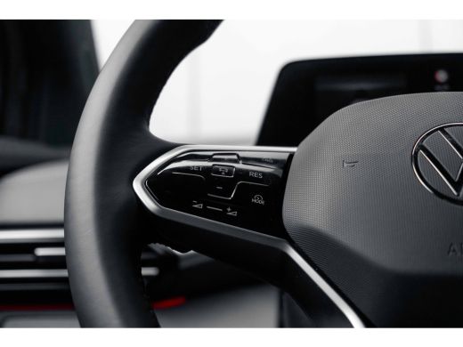 Volkswagen ID.5 Pro Business 77 kWh | Zwart Dak | 21" Narvik | Assist Plus | Comfort Plus | **DEMO** ActivLease financial lease