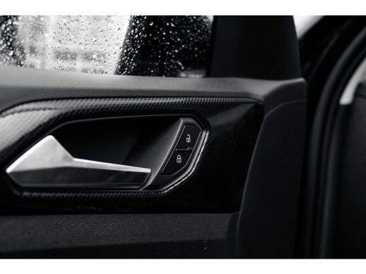 Volkswagen T-Cross 1.0 TSI Life Edition ActivLease financial lease