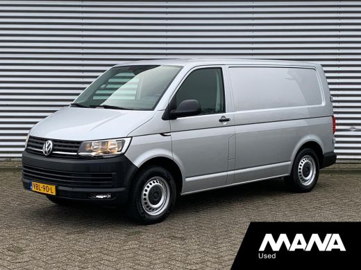 Volkswagen Transporter 2.0TDI L1H1 150pk Automaat Highline Leder Airco Sensoren Cruise CarPlay Navi Sortimo-Inrichting V...