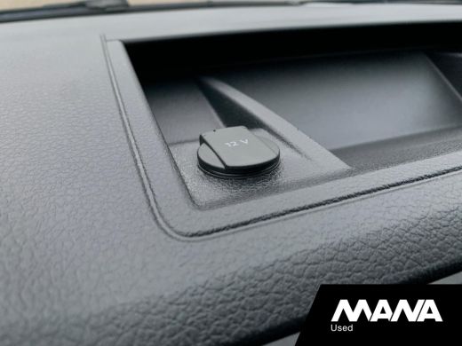 Volkswagen Transporter 2.0TDI L1H1 150pk Automaat Highline Leder Airco Sensoren Cruise CarPlay Navi Sortimo-Inrichting V... ActivLease financial lease