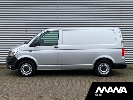 Volkswagen Transporter 2.0TDI L1H1 150pk Automaat Highline Leder Airco Sensoren Cruise CarPlay Navi Sortimo-Inrichting V... ActivLease financial lease