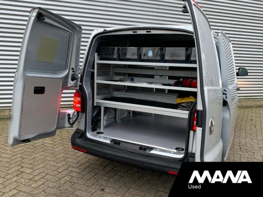 Volkswagen Transporter 2.0TDI L1H1 150pk Automaat Highline Leder Airco Sensoren Cruise CarPlay Navi Sortimo-Inrichting V... ActivLease financial lease