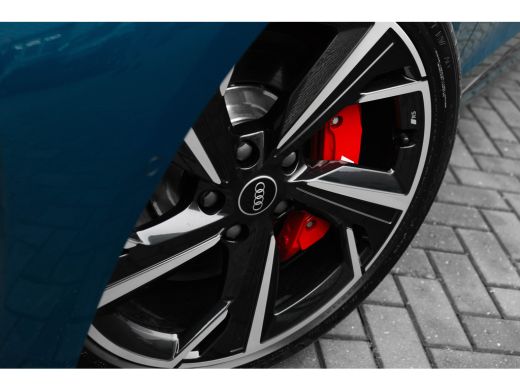 Audi A6 Avant e-tron S6 100 kWh ActivLease financial lease