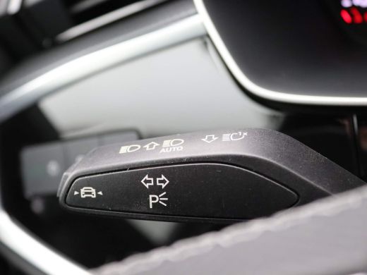 Audi Q3 45 TFSI e S edition 245PK S-Tronic Full led, adaptive cruise, side assist, lane assist, schuif-ka... ActivLease financial lease