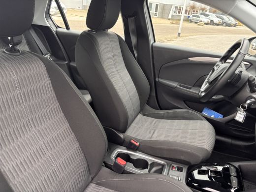 Opel Corsa Opel 1.2 100PK Automaat | Edition | Parkeersensoren achter | 16 inch LMV | Cruise control | Apple... ActivLease financial lease