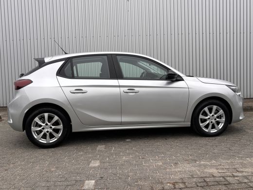 Opel Corsa Opel 1.2 100PK Automaat | Edition | Parkeersensoren achter | 16 inch LMV | Cruise control | Apple... ActivLease financial lease