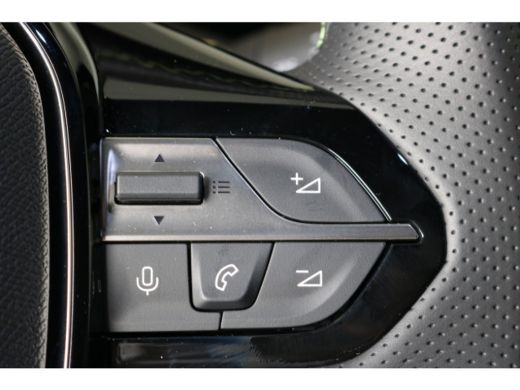 Peugeot 308 SW Peugeot 1.2 Hybrid 136 e-DCS6 GT | Camera | El. Achterklep | Navi | Cruise control | Apple Car... ActivLease financial lease