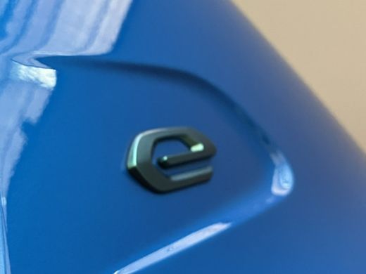Peugeot e-208 Peugeot EV Allure 50 kWh Automaat | Airco (automatisch) | Cruise control | LED achterlichten ActivLease financial lease