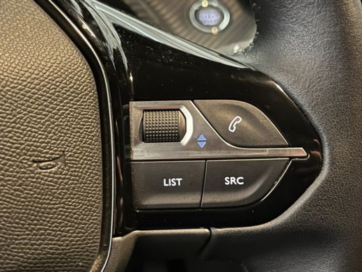 Peugeot e-208 Peugeot EV Allure 50 kWh Automaat | Airco (automatisch) | Cruise control | LED achterlichten ActivLease financial lease