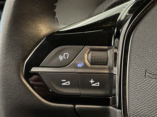 Peugeot e-208 Peugeot EV Allure 50 kWh Automaat | Airco (automatisch) | Cruise control | LED achterlichten ActivLease financial lease
