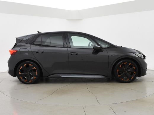 Seat Born ADRENALINE ONE 62 kWh 204 PK *12% BIJTELLING* + 19 INCH | ADAPTIVE CRUISE | SFEERVERLICHTING ActivLease financial lease