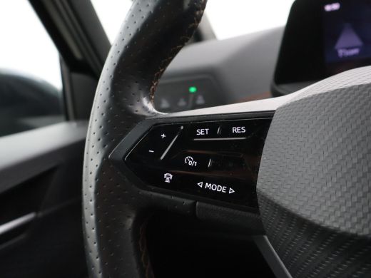 Seat Born ADRENALINE ONE 62 kWh 204 PK *12% BIJTELLING* + 19 INCH | ADAPTIVE CRUISE | SFEERVERLICHTING ActivLease financial lease