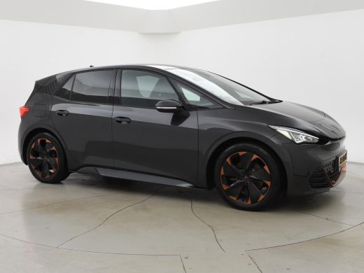 Seat Born ADRENALINE ONE 62 kWh 204 PK *12% BIJTELLING* + 19 INCH | ADAPTIVE CRUISE | SFEERVERLICHTING ActivLease financial lease