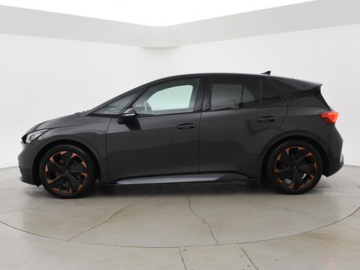 Seat Born ADRENALINE ONE 62 kWh 204 PK *12% BIJTELLING* + 19 INCH | ADAPTIVE CRUISE | SFEERVERLICHTING ActivLease financial lease