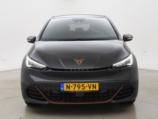 Seat Born ADRENALINE ONE 62 kWh 204 PK *12% BIJTELLING* + 19 INCH | ADAPTIVE CRUISE | SFEERVERLICHTING ActivLease financial lease