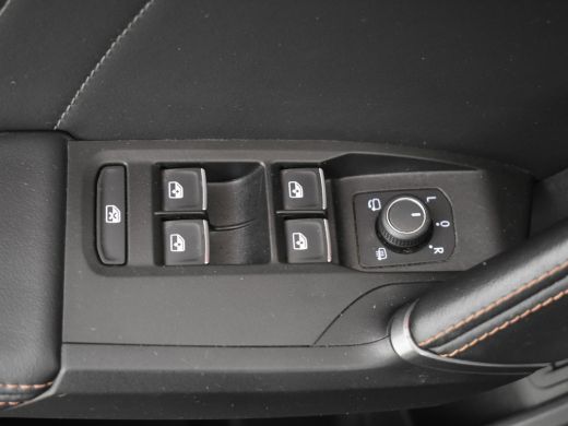 Seat Formentor 1.4 e-Hybrid Performance 245pk | Adaptief cruise control | Keyless | Dodehoekdetectie | Elektrisc... ActivLease financial lease