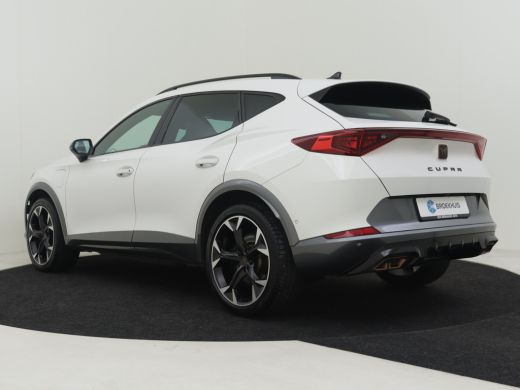 Seat Formentor 1.4 e-Hybrid VZ Performance 245pk | Adaptief cruise control | Camera achter | Navigatie | Keyless... ActivLease financial lease