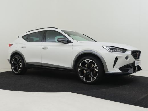 Seat Formentor 1.4 e-Hybrid VZ Performance 245pk | Adaptief cruise control | Camera achter | Navigatie | Keyless... ActivLease financial lease