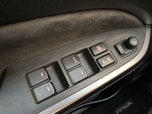 Suzuki Vitara 1.5 Hybrid Style Automaat | Cruise control | Apple CarPlay & Android Auto | Navigatiesysteem | St... ActivLease financial lease