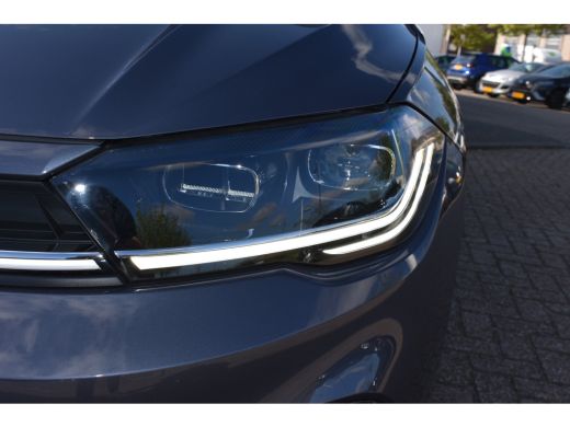 Volkswagen Polo Volkswagen R-Line Edition Inclusief €2000,- inruilvoordeel + €1000,- korting | 'App-Connect' draa... ActivLease financial lease