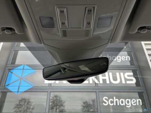 Volkswagen T-Cross Volkswagen Life Edition | 'App-Connect' draadloze smartphone integratie | Achterlichten LED | Afs... ActivLease financial lease