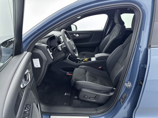 Volvo  C40 SINGLE MOTOR ULTIMATE | 360° Camera | Nubuck Bekleding | H&K Audio | All Season Banden | Panorama... ActivLease financial lease