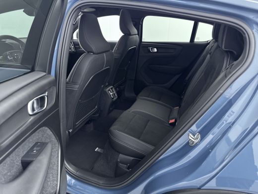 Volvo  C40 SINGLE MOTOR ULTIMATE | 360° Camera | Nubuck Bekleding | H&K Audio | All Season Banden | Panorama... ActivLease financial lease