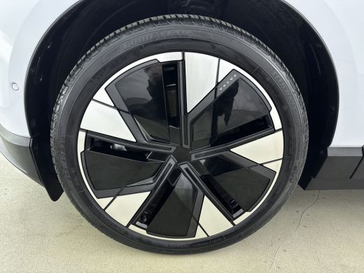Volvo  EX30 Twin Motor Performance Ultra 69 kWh | Stoel + Stuurverw. | 20" LM Velgen | Blis | Lederen bekledi... ActivLease financial lease