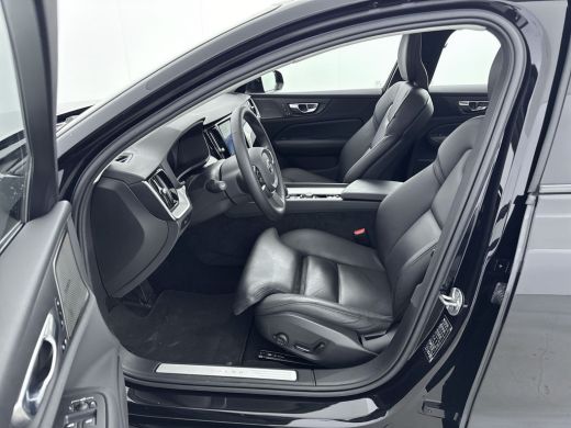 Volvo  S60 Volvo B4 PLUS DARK | PANORAMADAK | MEMORY | LEDER | HARMAN KARDON | GETINT GLAS ActivLease financial lease