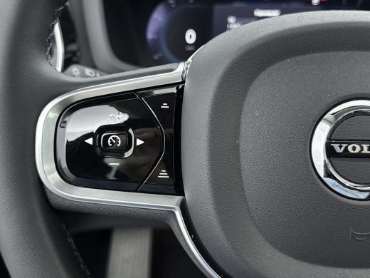 Volvo  S60 Volvo B4 PLUS DARK | PANORAMADAK | MEMORY | LEDER | HARMAN KARDON | GETINT GLAS ActivLease financial lease