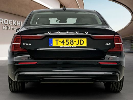 Volvo  S60 Volvo B4 PLUS DARK | PANORAMADAK | MEMORY | LEDER | HARMAN KARDON | GETINT GLAS ActivLease financial lease