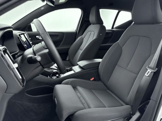 Volvo  XC40 Extended Range Plus 82 kWh | Trekhaak | Stoel + Stuurverw. | Warmtepomp | | Trekhaak | Stoel + St... ActivLease financial lease
