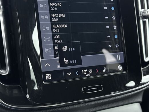 Volvo  XC40 Extended Range Plus 82 kWh | Trekhaak | Stoel + Stuurverw. | Warmtepomp | | Trekhaak | Stoel + St... ActivLease financial lease