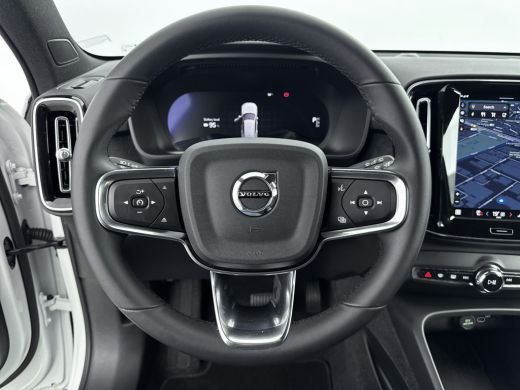 Volvo  XC40 Extended Range Plus 82 kWh | Trekhaak | Stoel + Stuurverw. | Warmtepomp | | Trekhaak | Stoel + St... ActivLease financial lease