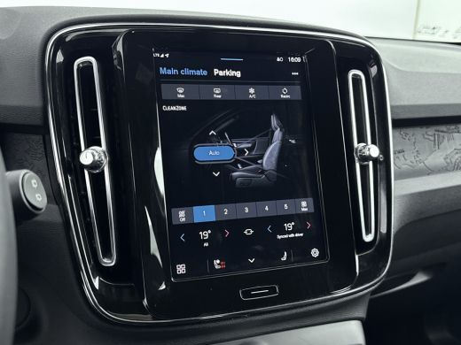 Volvo  XC40 Extended Range Plus 82 kWh | Trekhaak | Stoel + Stuurverw. | Warmtepomp | | Trekhaak | Stoel + St... ActivLease financial lease
