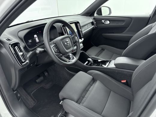 Volvo  XC40 Extended Range Plus 82 kWh | Trekhaak | Stoel + Stuurverw. | Warmtepomp | | Trekhaak | Stoel + St... ActivLease financial lease