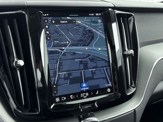 Volvo  XC60 Volvo Recharge T6 Plus Dark | Trekhaak | PDC + 360 Camera | Stoel + Stuurverw. | Panoramadak | Dr... ActivLease financial lease