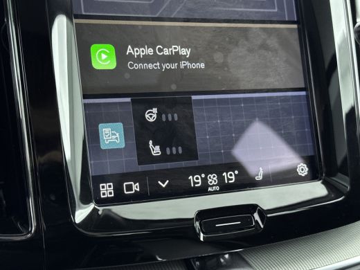 Volvo  XC60 Recharge T6 Ultimate Dark | B&W Audio | PDC + 360 camera | Luchtvering | Trekhaak | Stoel + Stuur... ActivLease financial lease