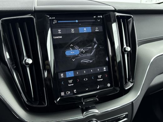 Volvo  XC60 Recharge T6 Ultimate Dark | B&W Audio | PDC + 360 camera | Luchtvering | Trekhaak | Stoel + Stuur... ActivLease financial lease