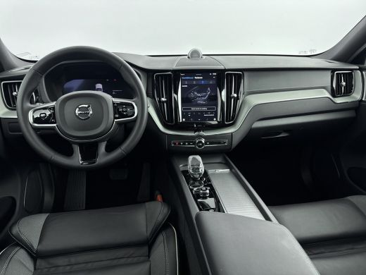 Volvo  XC60 Volvo Recharge T8 Ultimate Dark | Bowers & Wilkins Audio | Luchtvering | Panoramadak | HUD | PDC ... ActivLease financial lease