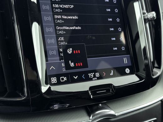 Volvo  XC60 Volvo Recharge T8 Ultimate Dark | Bowers & Wilkins Audio | Luchtvering | Panoramadak | HUD | PDC ... ActivLease financial lease