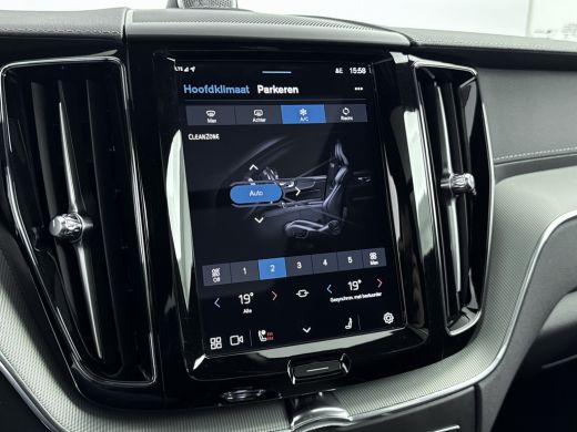 Volvo  XC60 Recharge T8 Ultimate Dark | Bowers & Wilkins Audio | Luchtvering | Panoramadak | HUD | PDC + 360 ... ActivLease financial lease