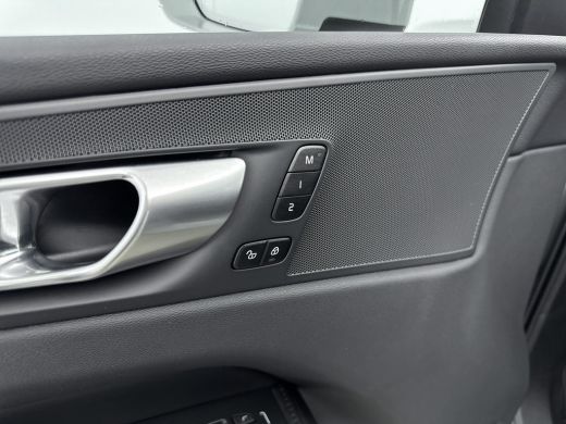Volvo  XC60 Volvo T6 Plus Bright | Trekhaak | Elektrische stoelbed. | Stoel + Stuurverw. | Panormadak | ActivLease financial lease