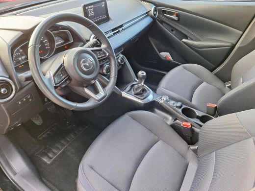 Mazda 2 1.5 Skyactiv-G Luxury | Stoelverwarming | Stuurwielverwarming | Apple carplay | Lichtmetalen velg... ActivLease financial lease