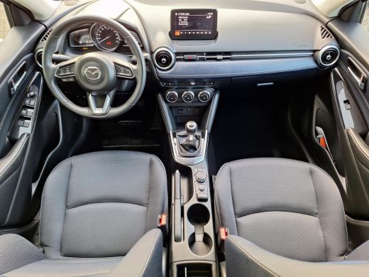 Mazda 2 1.5 Skyactiv-G Luxury | Stoelverwarming | Stuurwielverwarming | Apple carplay | Lichtmetalen velg... ActivLease financial lease
