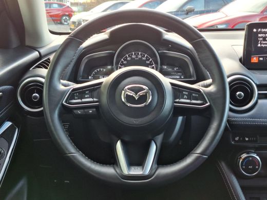 Mazda 2 1.5 Skyactiv-G Luxury | Stoelverwarming | Stuurwielverwarming | Apple carplay | Lichtmetalen velg... ActivLease financial lease